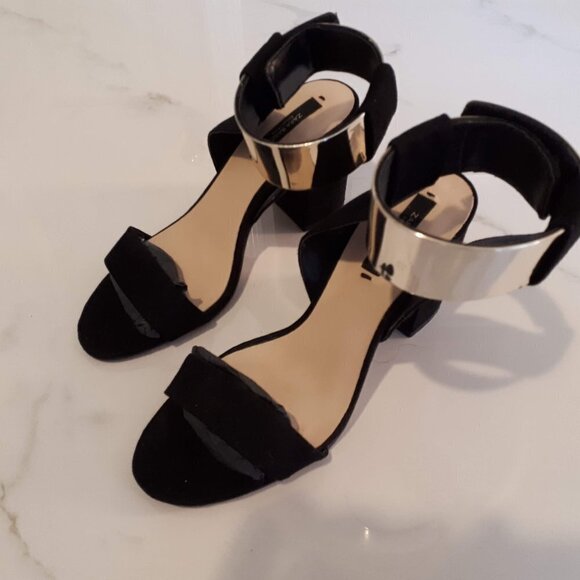 EUC Zara Basic black suede gold accent block heel sandal, 36 - Picture 8 of 11